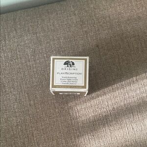 Origins White Modern Accents